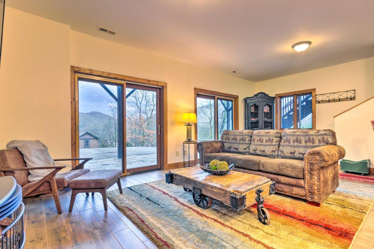 Mountain Cabin With Fire Pit, Walk To Golf And Fishing Vilas Eksteriør billede